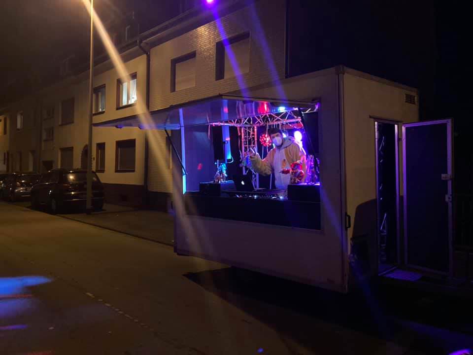 Mobiler DJ-Anhänger von Thomas Lux